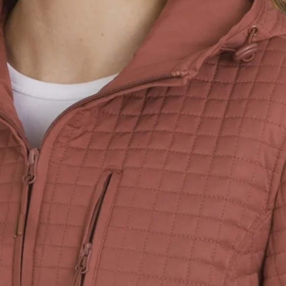 Lands' End Women's Quilted Puffer Jacket in Rust - Picture 4 of 8